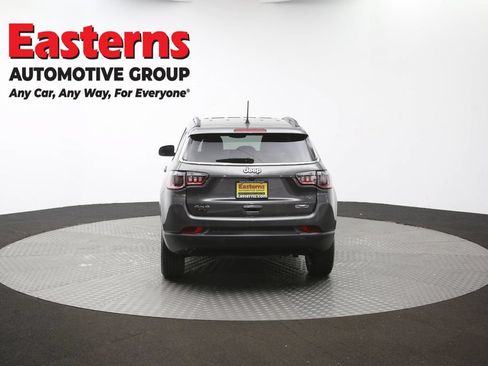 Used 2022 Jeep Compass Latitude AWD/4WD image 38