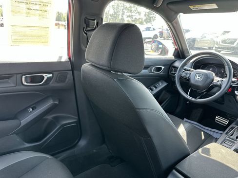 Used 2025 Honda Civic Sport image 15
