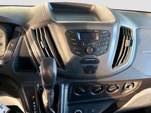 Used 2019 Ford Transit 250 Base image 17