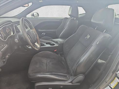 Used 2016 Dodge Challenger R/T Scat Pack w/ Leather Interior Group image 9