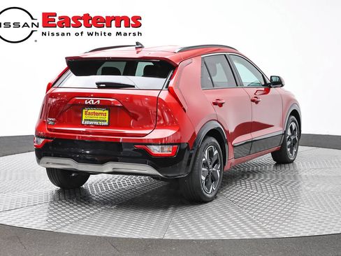 Used 2023 Kia Niro Wind w/ Wind Preserve Package FWD image 5