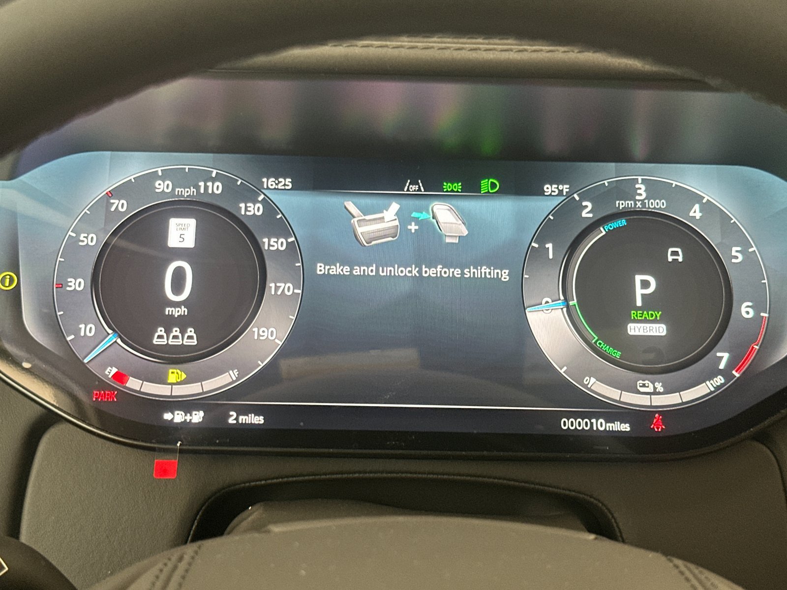 New 2026 Land Rover Range Rover SE AWD/4WD image 23