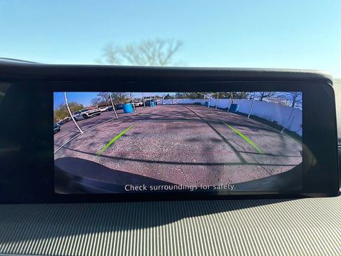 Used 2025 Nissan Murano SV AWD/4WD image 23