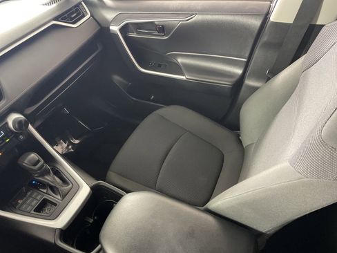 Used 2024 Toyota RAV4 LE image 22