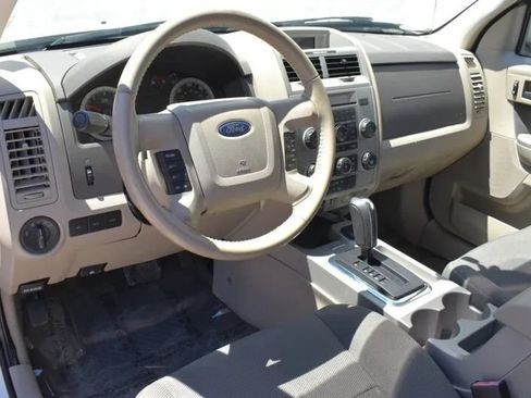 Used 2009 Ford Escape 2WD Hybrid image 3