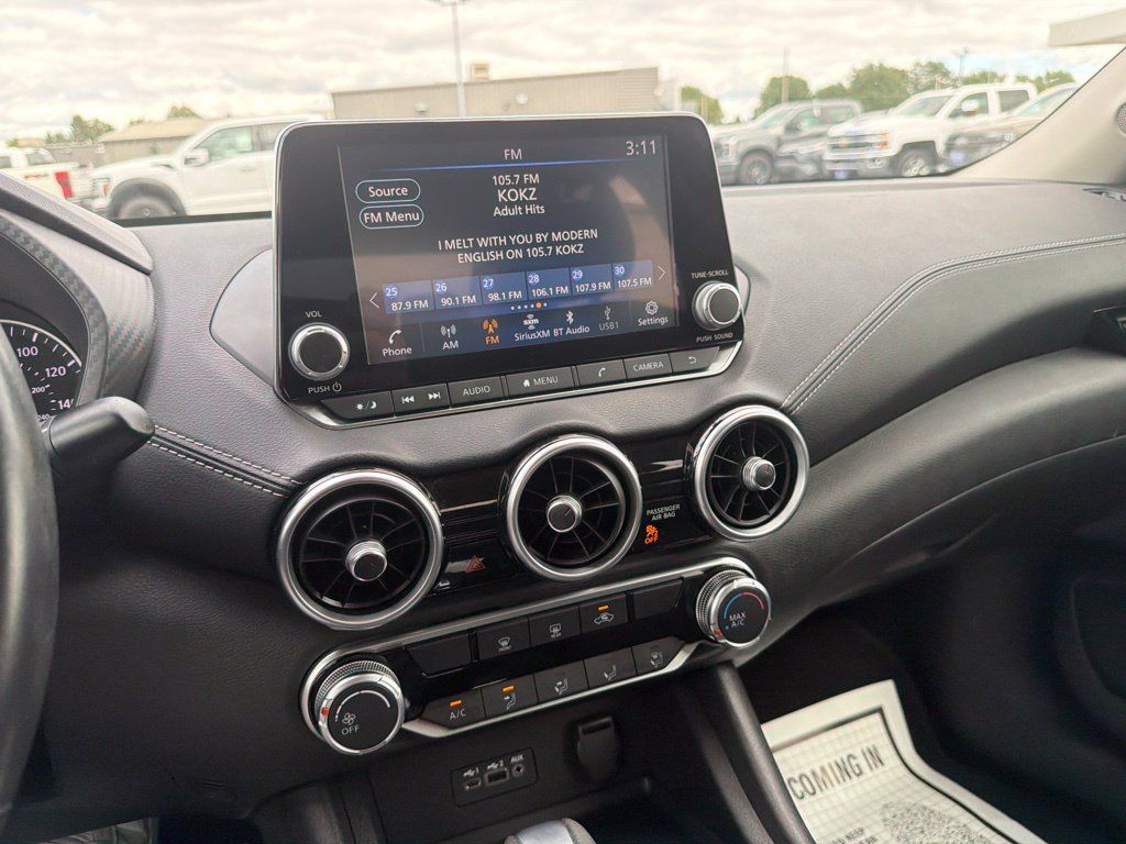 Used 2022 Nissan Sentra SV FWD image 17