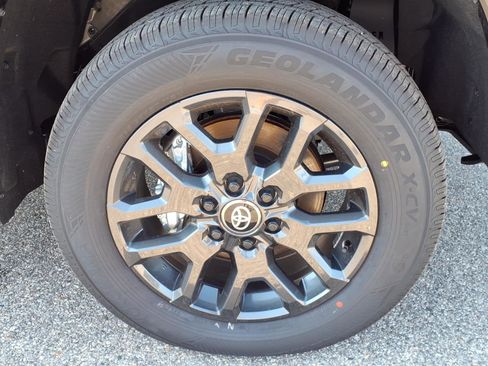 New 2026 Toyota Tundra Platinum AWD/4WD image 5