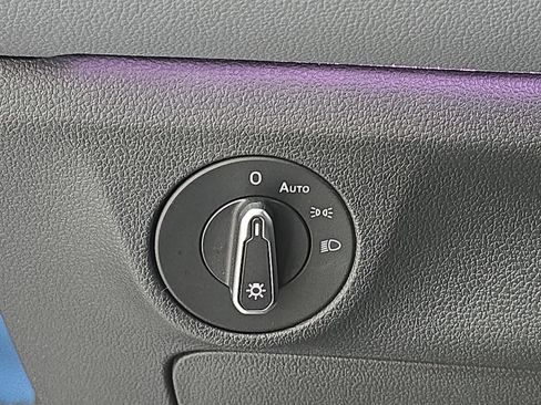 Certified 2025 Volkswagen Jetta GLI Autobahn w/ GLI Black Package image 25