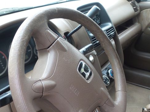 Used 2003 Honda CR-V LX image 9