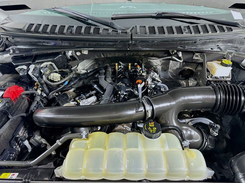 Used 2022 Ford Expedition Limited RWD image 36