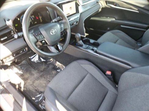 Used 2025 Toyota Camry LE FWD image 12