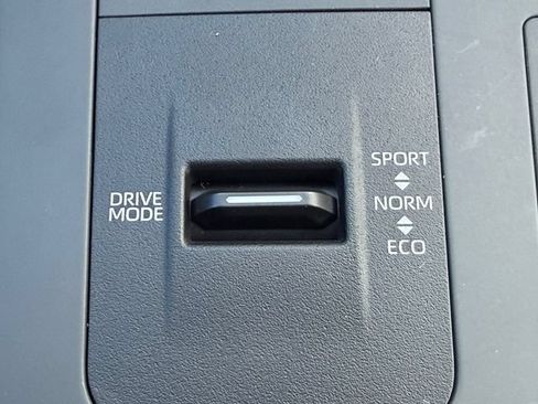 Certified 2026 Toyota Highlander XLE AWD/4WD image 38