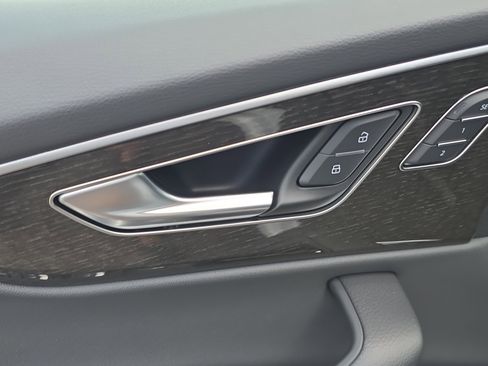 New 2026 Audi Q8 Premium image 17