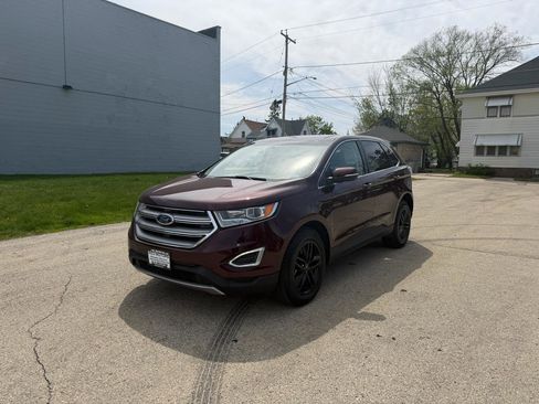 Used 2018 Ford Edge SEL w/ Equipment Group 201A AWD/4WD image 3