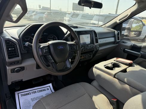 Used 2022 Ford F350 XLT w/ XLT Value Package AWD/4WD image 6