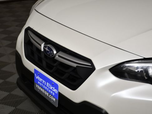 Used 2022 Subaru Crosstrek 2.0i Premium AWD/4WD image 11