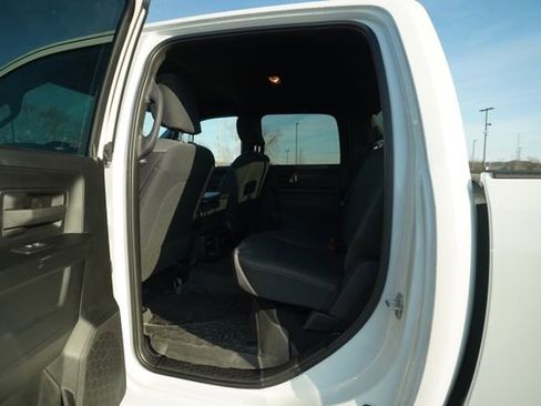 Used 2024 RAM 2500 Tradesman w/ Chrome Appearance Group image 15