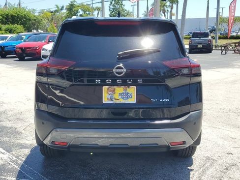 Used 2023 Nissan Rogue SL w/ SL Premium Package AWD/4WD image 6