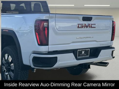 New 2026 GMC Sierra 2500 Denali w/ Denali Reserve Package image 8