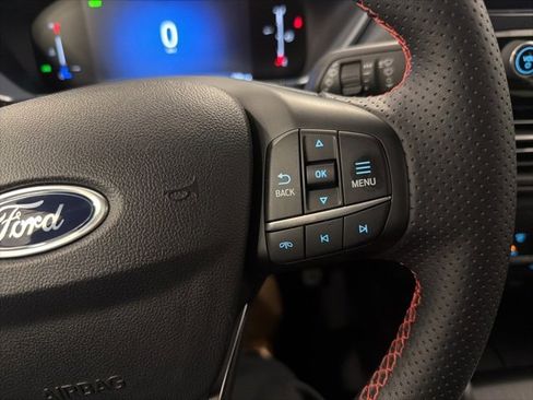 Used 2025 Ford Escape ST-Line Elite image 23