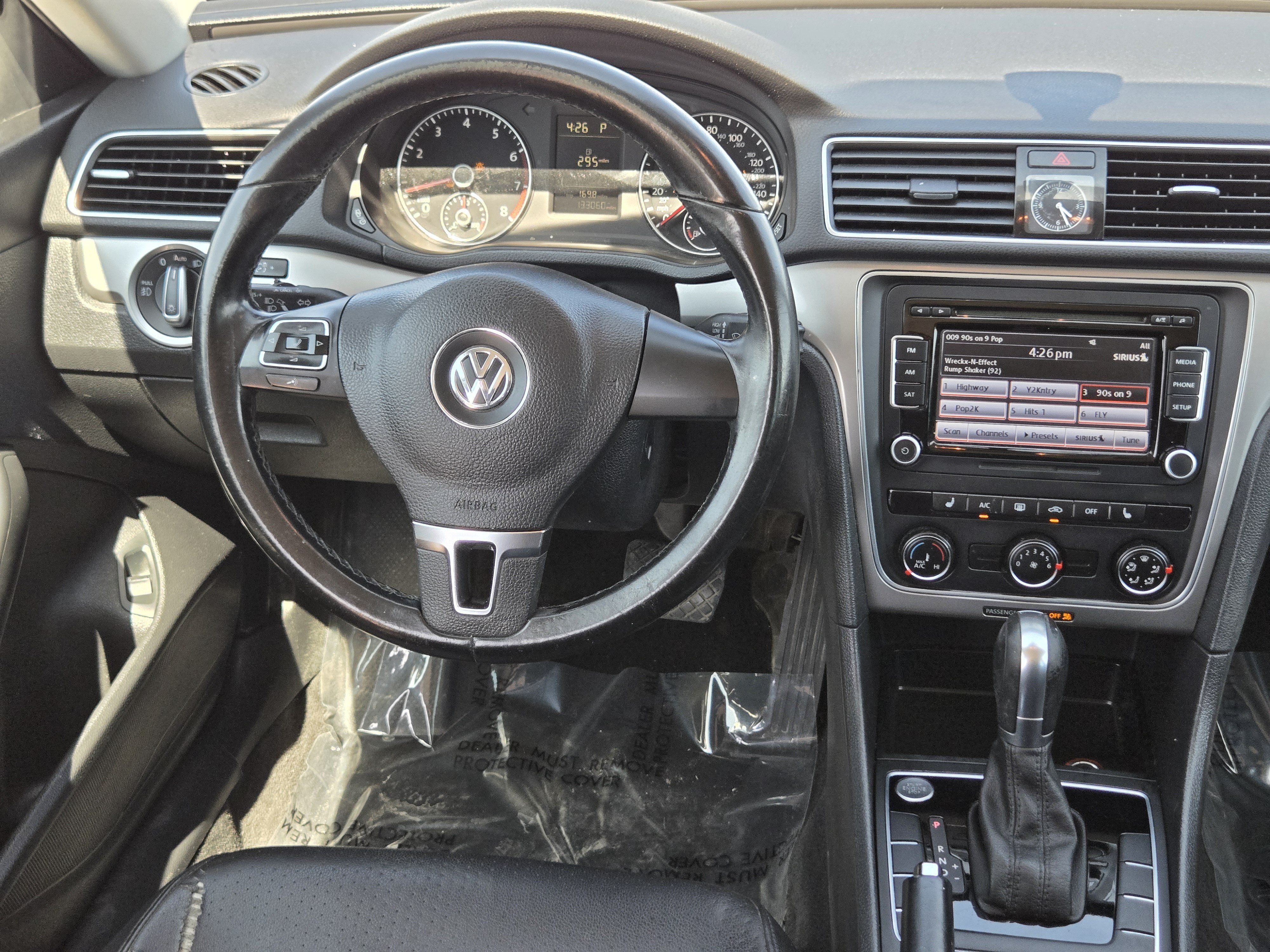 Used 2015 Volkswagen Passat 1.8T Limited Edition FWD image 25