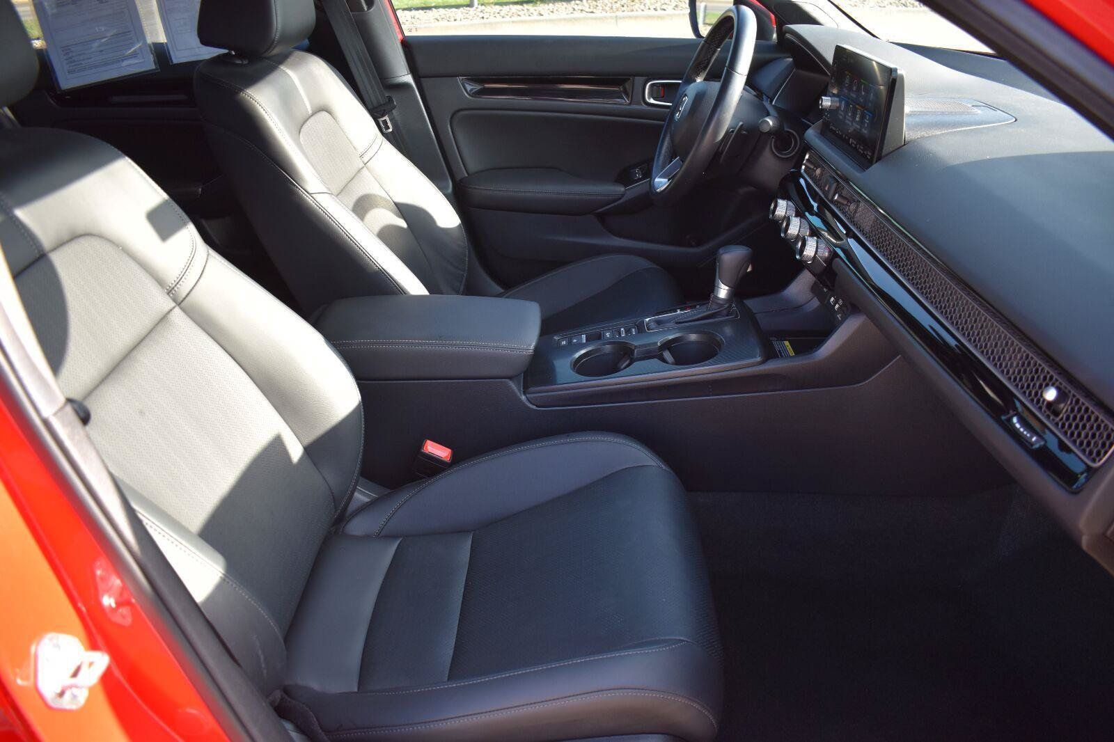 Used 2024 Honda Civic Sport Touring image 16
