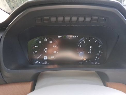 Used 2021 Volvo XC90 T6 Momentum w/ Advanced Package AWD/4WD image 19