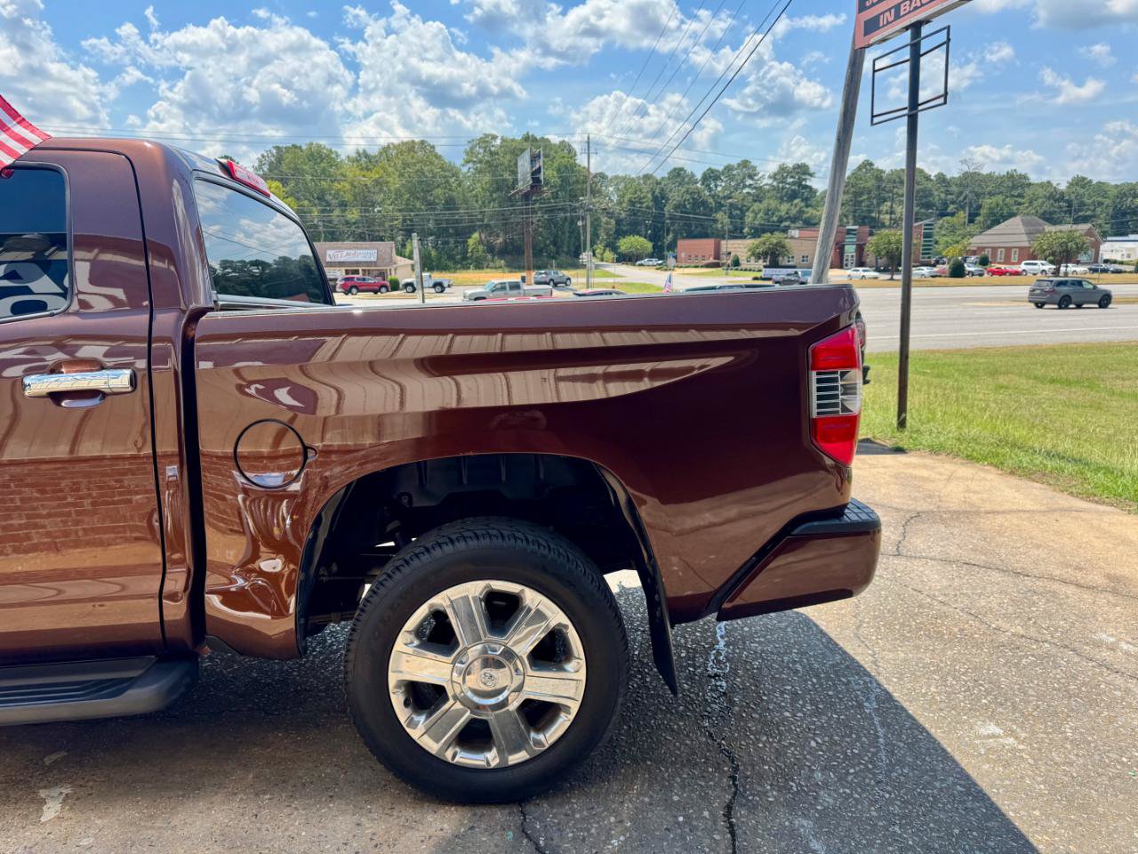 Used 2014 Toyota Tundra 1794 Edition AWD/4WD image 11
