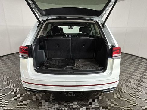 Used 2021 Volkswagen Atlas SE w/ Panoramic Sunroof Package AWD/4WD image 32
