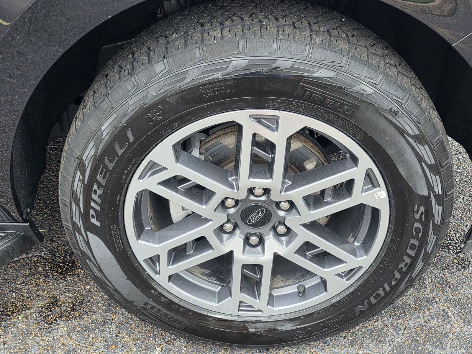 Used 2025 Ford Expedition Max Active AWD/4WD image 40