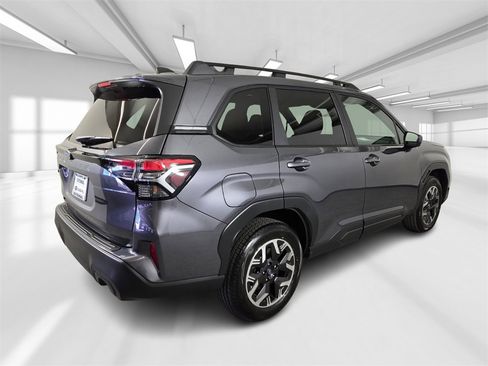 New 2026 Subaru Forester Premium image 4