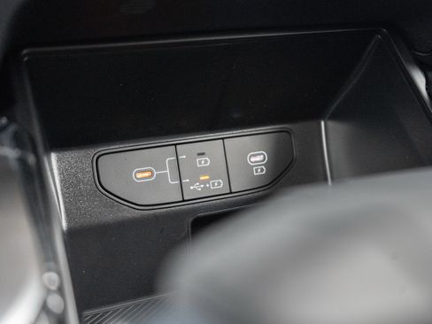 New 2026 Kia Sorento LX image 22