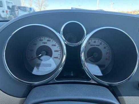 Used 2006 Pontiac Solstice Convertible w/ Premium Package image 15