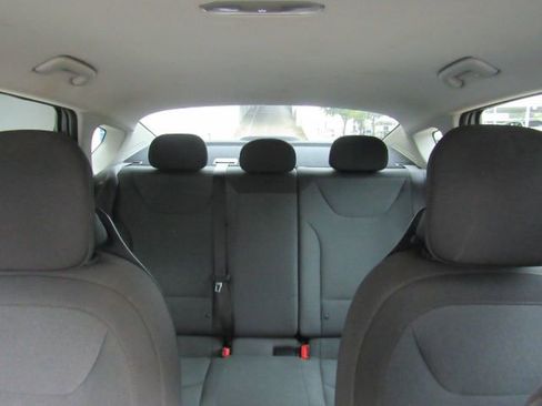 Used 2025 Kia K4 LXS image 28