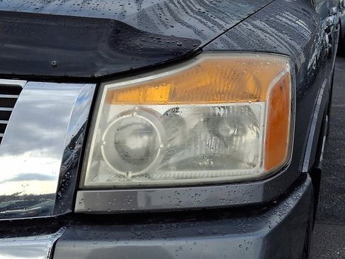 Used 2015 Nissan Titan SV w/ SV Value Truck Package image 13