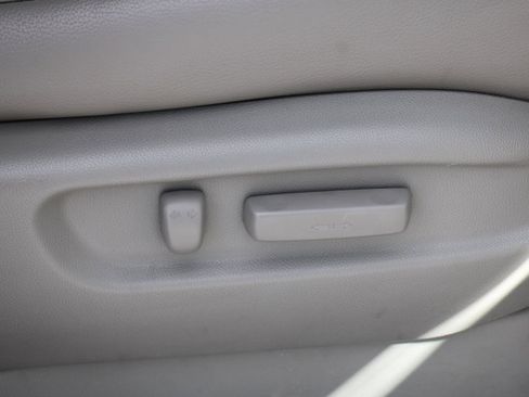 Used 2011 Honda Odyssey EX-L image 20