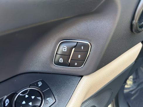 Used 2023 Ford Expedition Max Limited AWD/4WD image 10