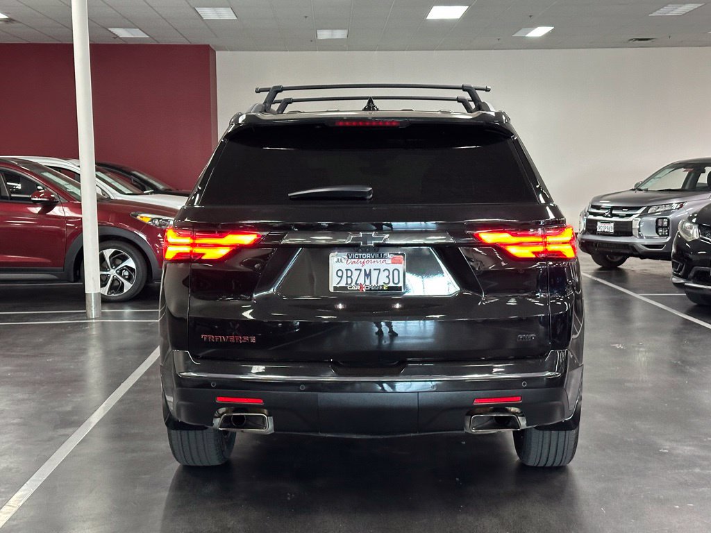 Used 2022 Chevrolet Traverse Premier w/ Redline Edition AWD/4WD image 6