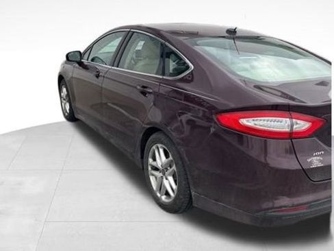 Used 2013 Ford Fusion SE image 9