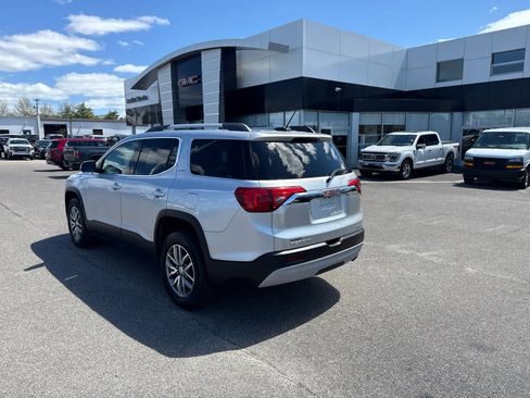 Used 2019 GMC Acadia SLE AWD/4WD image 3