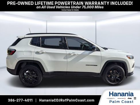 Used 2026 Jeep Compass Latitude w/ Quick Order Package 29K AWD/4WD image 3