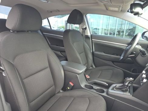 Used 2020 Hyundai Elantra Value Edition w/ Cargo Package (C1) FWD image 8