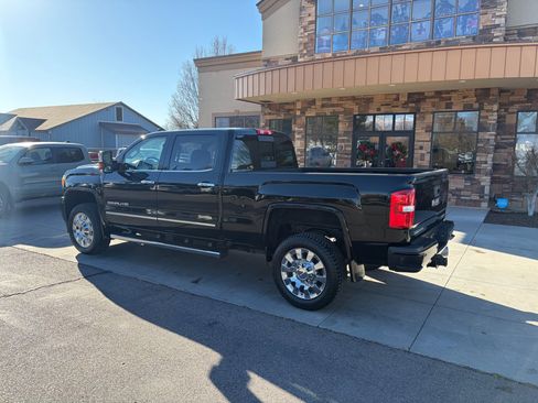 Used 2018 GMC Sierra 2500 Denali image 29