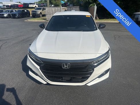 Used 2021 Honda Accord Sport image 2