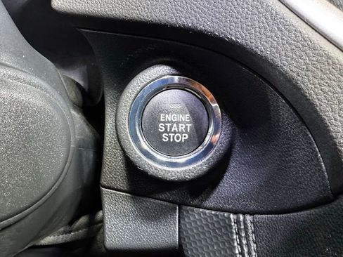 Used 2022 Subaru Forester Premium image 27