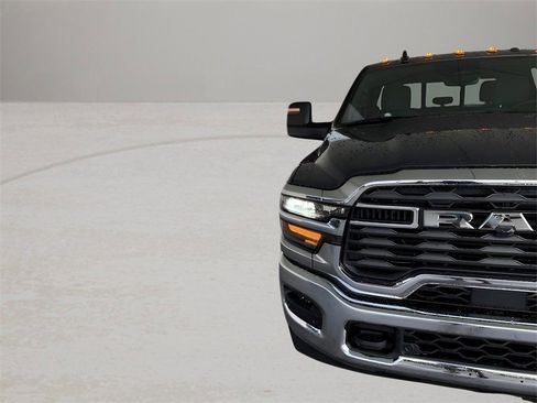 Used 2025 RAM 2500 Tradesman image 9