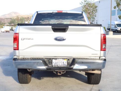 Used 2016 Ford F150 XLT image 11