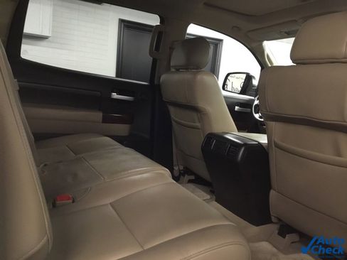 Used 2010 Toyota Tundra Limited image 39
