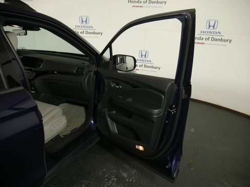 Used 2019 Honda Passport Elite image 7