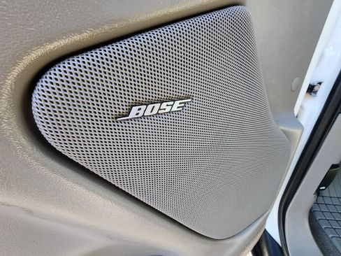 Used 2005 Chevrolet Avalanche 2500 LS w/ Preferred Equipment Group image 15